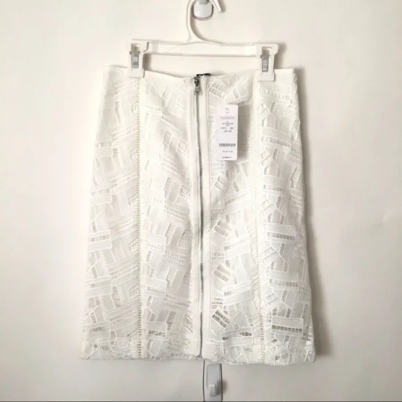 Bebe Giselle Geo Embroidered White Skirt - Picture 4 of 6